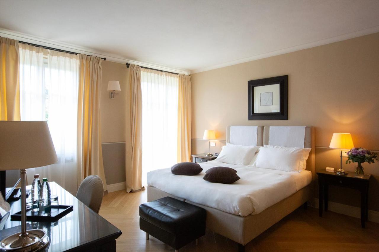 Relais Villa D'Amelia Benevello Eksteriør bilde