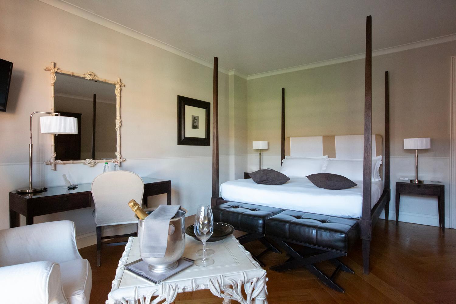 Relais Villa D'Amelia Benevello Eksteriør bilde